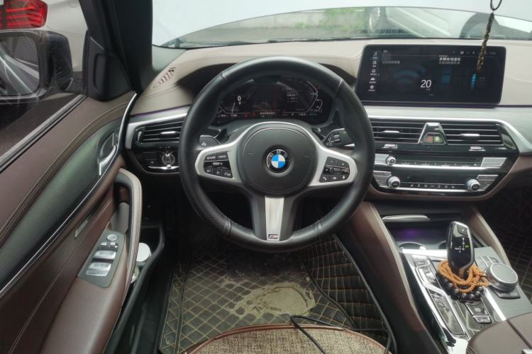 Used BMW 5 Series New Energy 2021 535Le M Sport Package Steering Wheel