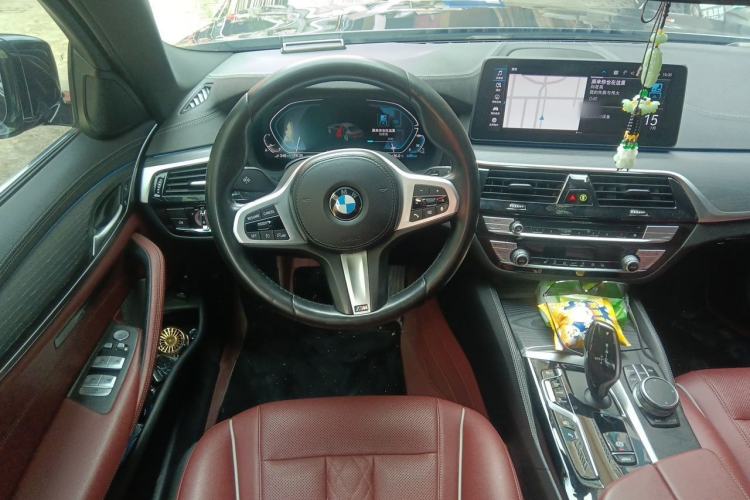 Used BMW 5 Series New Energy 2021 Restyled 535Le M Sport Package Steering Wheel