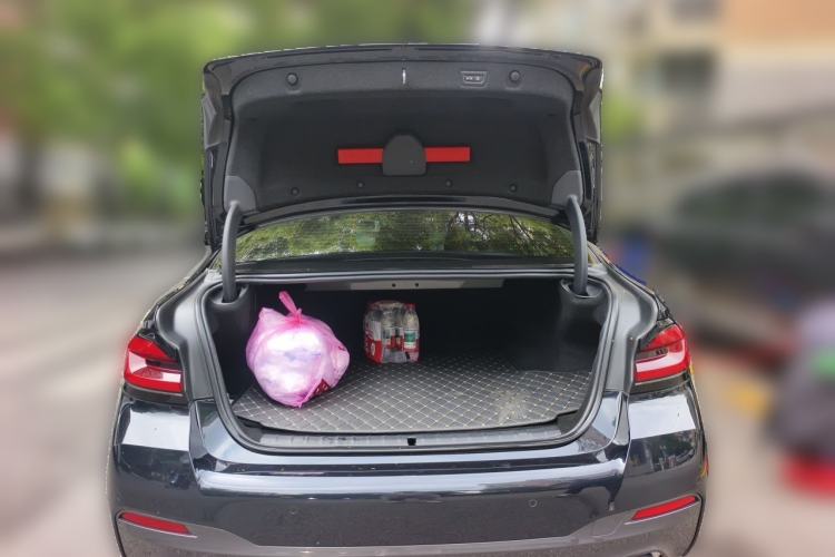 Used BMW 5 Series New Energy 2021 535Le Pioneer Edition M Sport Package Trunk