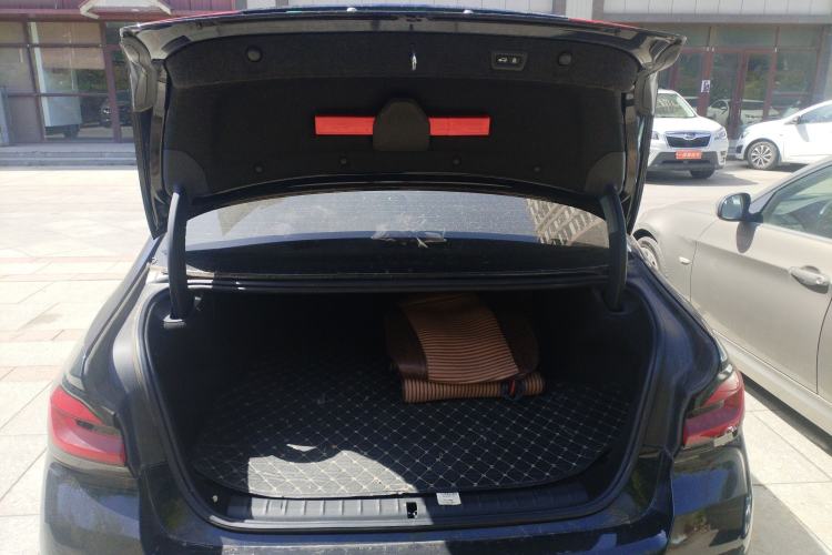 Used BMW 5 Series New Energy 2021 535Le M Sport Package Trunk