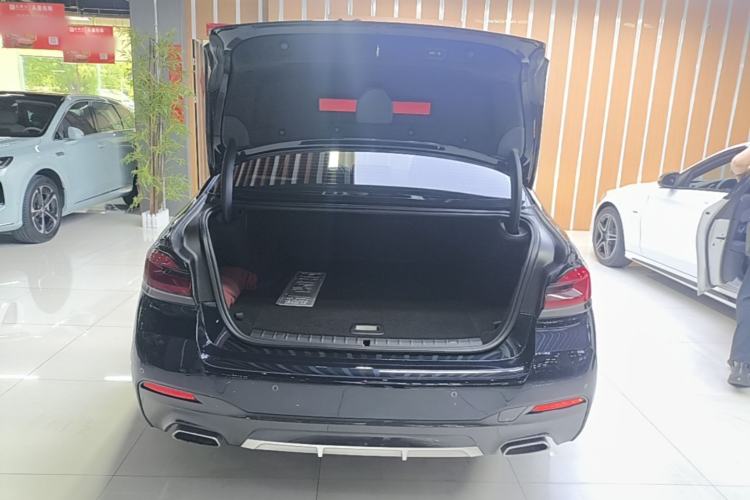 Used BMW 5 Series New Energy 2021 535Le Pioneer Edition M Sport Package Trunk