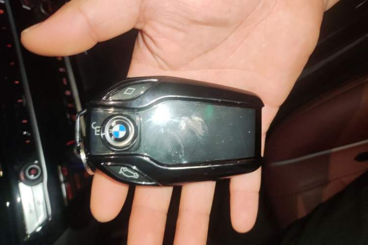 Used BMW 5 Series New Energy 2021 Updated 535Le Luxury Package Vehicle Key