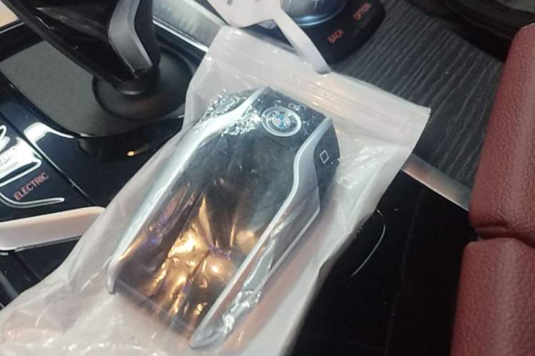 Used BMW 5 Series New Energy 2021 535Le M Sport Package Vehicle Key