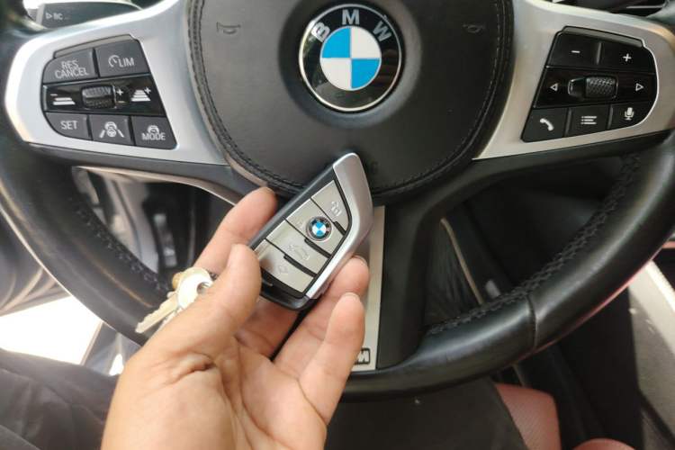 Used BMW 5 Series New Energy 2021 Restyled 535Le Pioneer Edition M Sport Package Vehicle Key