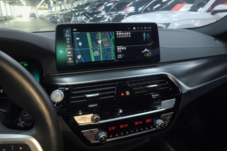 Used BMW 5 Series New Energy 2021 535Le Pioneer Edition M Sport Package Audio And AC Panel