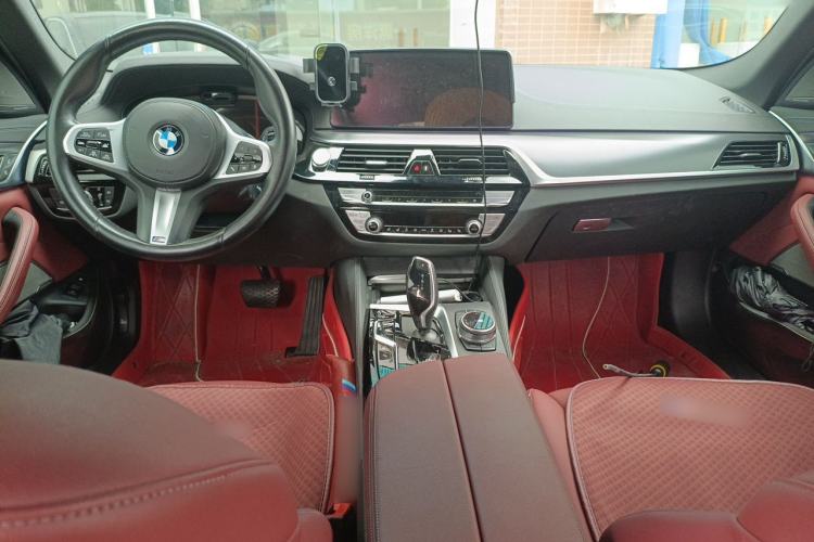 Used BMW 5 Series New Energy 2021 Restyled 535Le Pioneer Edition M Sport Package Center Console