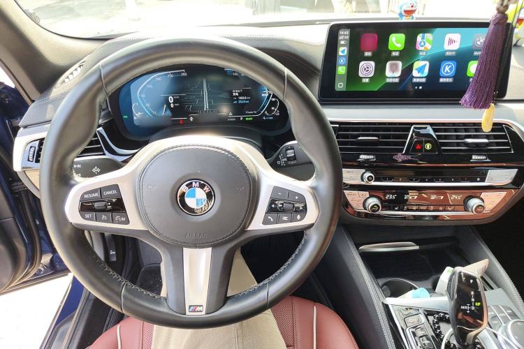 Used BMW 5 Series New Energy 2021 Restyled 535Le M Sport Package Center Console