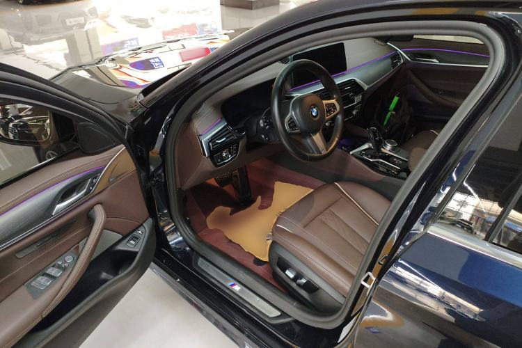 Used BMW 5 Series New Energy 2021 535Le M Sport Package Driver Seat