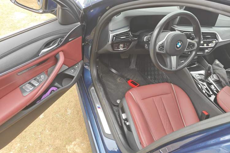 Used BMW 5 Series New Energy 2021 535Le M Sport Package Driver Seat