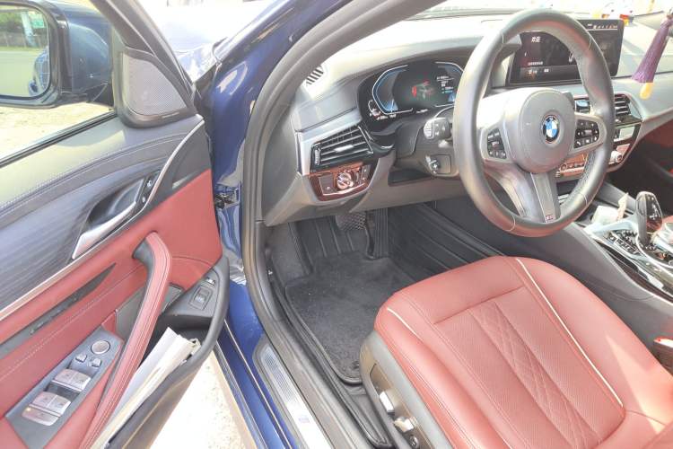 Used BMW 5 Series New Energy 2021 Restyled 535Le M Sport Package Driver Seat