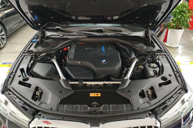 Used BMW 5 Series New Energy 2021 535Le M Sport Package Engine Bay