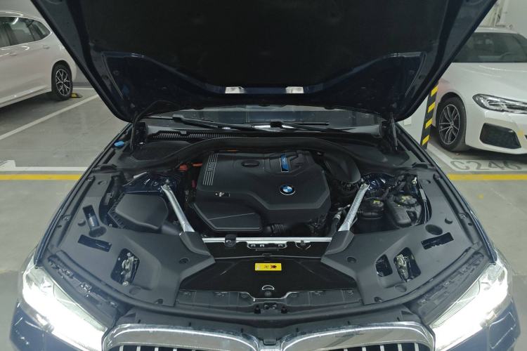 Used BMW 5 Series New Energy 2021 535Le M Sport Package Engine Bay