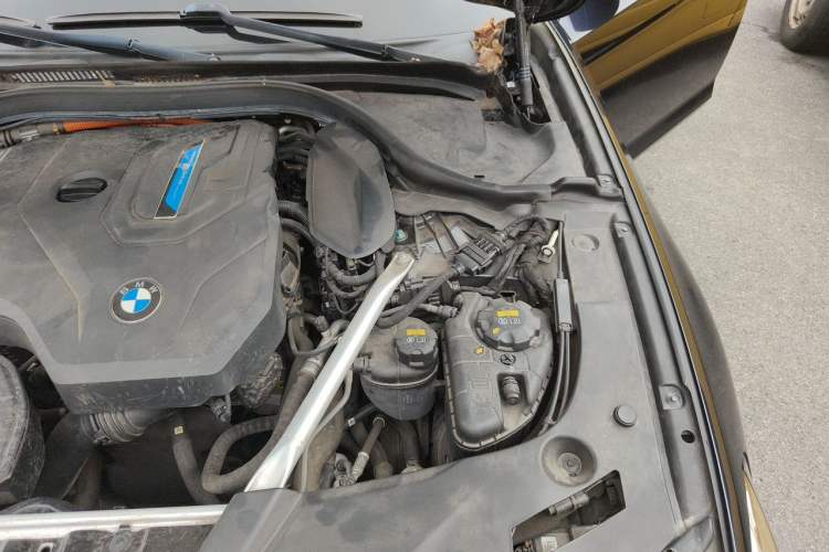 Used BMW 5 Series New Energy 2021 535Le M Sport Package Engine Bay Left