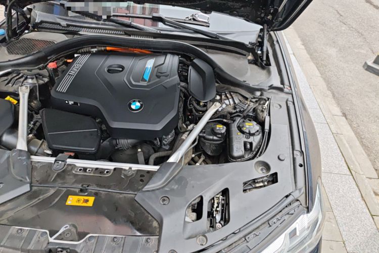 Used BMW 5 Series New Energy 2021 Restyled 535Le Pioneer Edition M Sport Package Engine Bay Left
