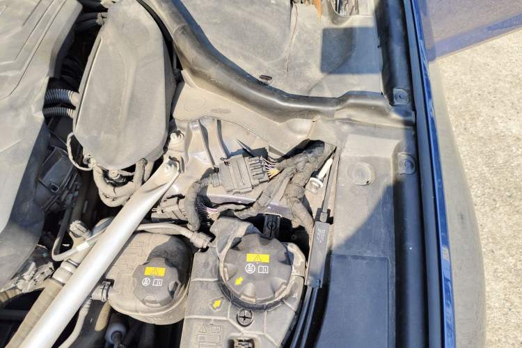 Used BMW 5 Series New Energy 2021 Restyled 535Le M Sport Package Engine Bay Left