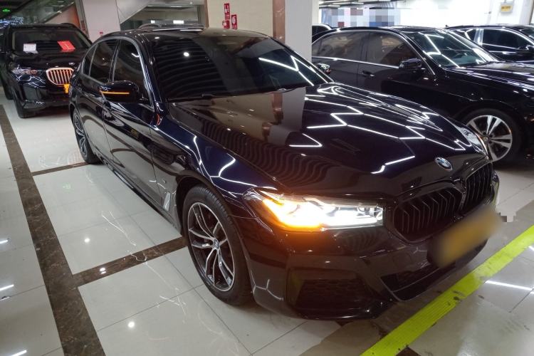 Used BMW 5 Series New Energy 2021 535Le Pioneer Edition M Sport Package Front Right 45 Deg