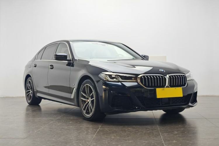 Used BMW 5 Series New Energy 2021 535Le Pioneer Edition M Sport Package Front Right 45 Deg