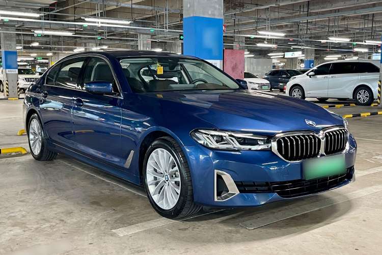 Used BMW 5 Series New Energy 2021 535Le Luxury Package Front Right 45 Deg