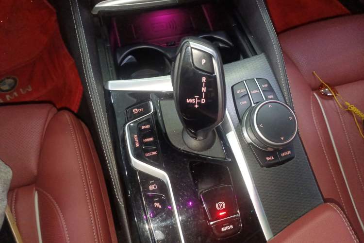 Used BMW 5 Series New Energy 2021 535Le Pioneer Edition M Sport Package Gear Lever