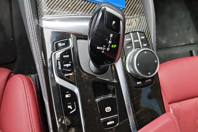 Used BMW 5 Series New Energy 2021 Restyled 535Le Pioneer Edition M Sport Package Gear Lever