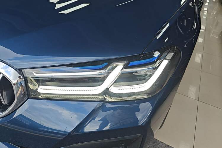 Used BMW 5 Series New Energy 2021 535Le Pioneer Edition M Sport Package Left Front Headlight