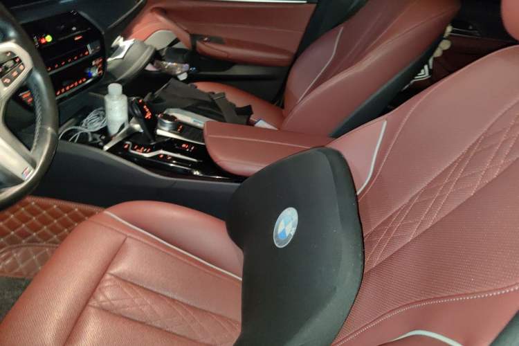 Used BMW 5 Series New Energy 2021 Restyled 535Le M Sport Package Left Front Seat