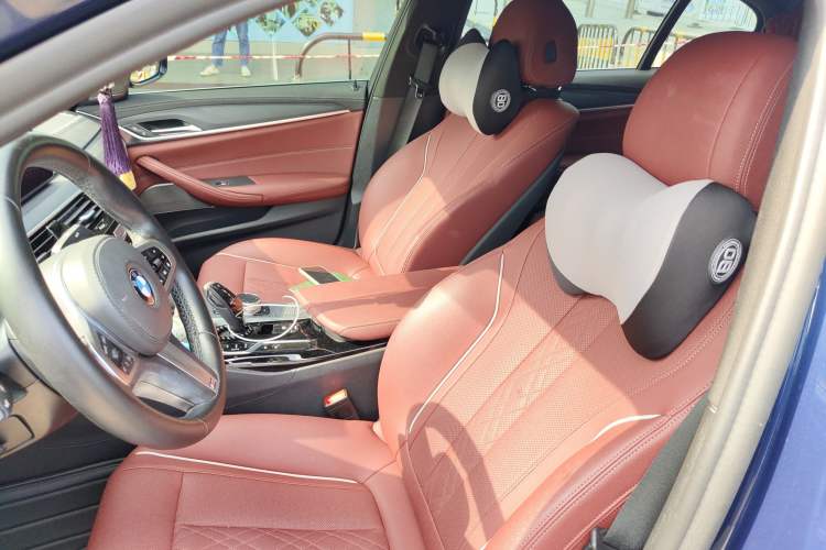 Used BMW 5 Series New Energy 2021 Restyled 535Le M Sport Package Left Front Seat