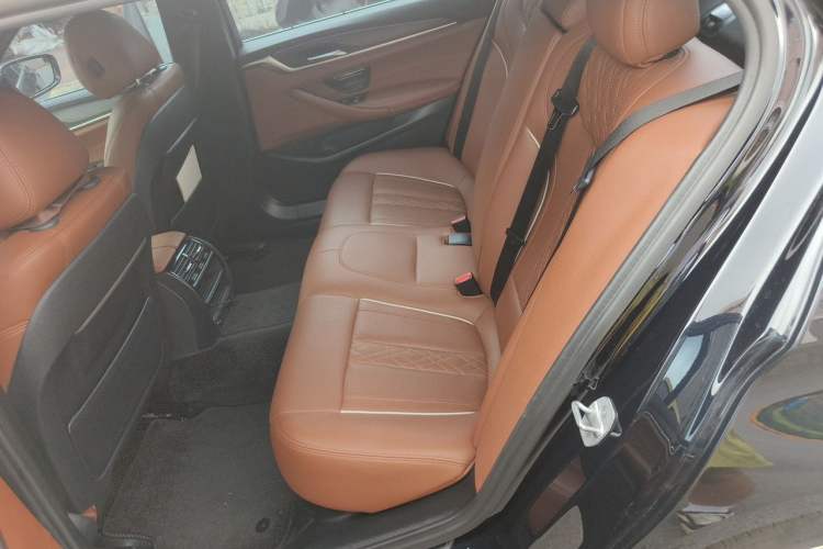 Used BMW 5 Series New Energy 2021 535Le M Sport Package Left Rear Seat