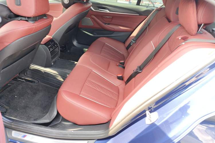 Used BMW 5 Series New Energy 2021 Restyled 535Le M Sport Package Left Rear Seat