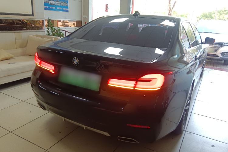 Used BMW 5 Series New Energy 2021 535Le Luxury Package Rear Right 45 Deg