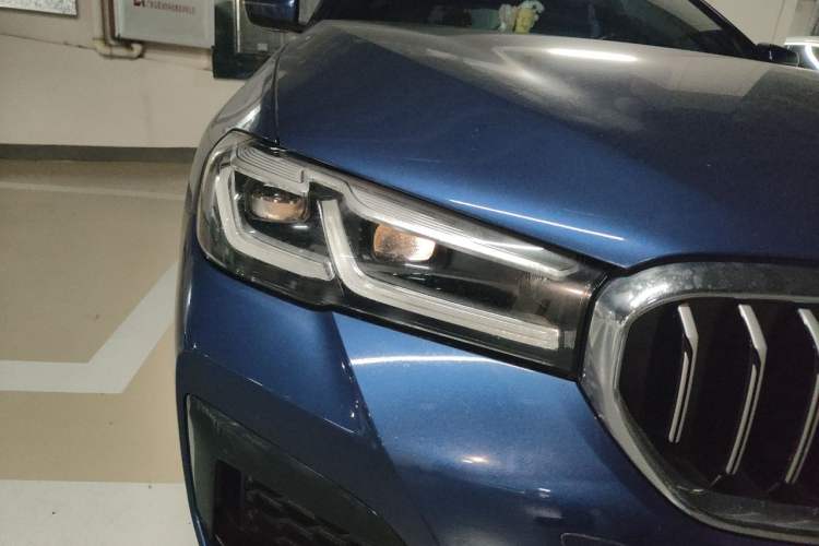 Used BMW 5 Series New Energy 2021 Restyled 535Le M Sport Package Right Front Headlight