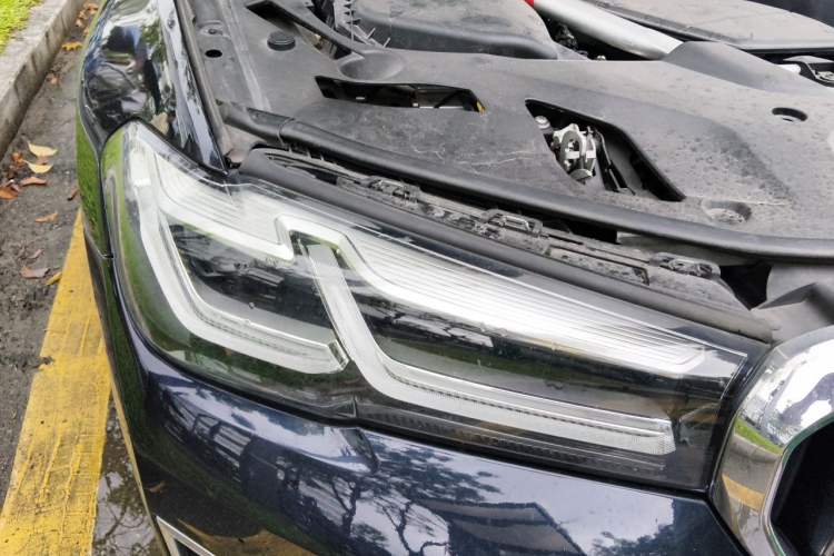 Used BMW 5 Series New Energy 2021 535Le Luxury Package Right Front Headlight