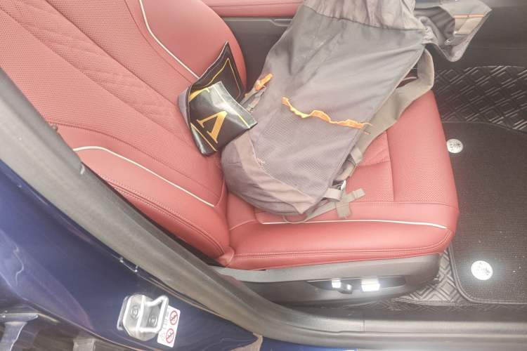 Used BMW 5 Series New Energy 2021 535Le M Sport Package Right Front Seat