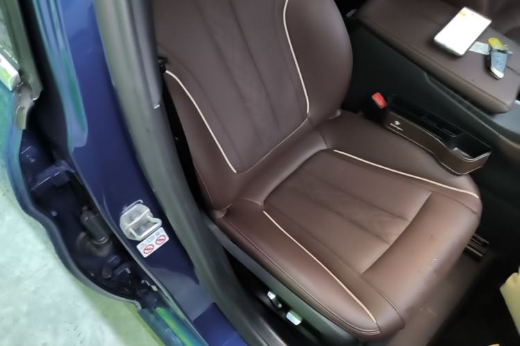 Used BMW 5 Series New Energy 2021 535Le M Sport Package Right Front Seat