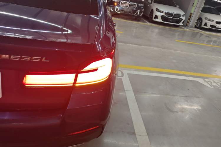 Used BMW 5 Series New Energy 2021 535Le M Sport Package Right Rear Taillight