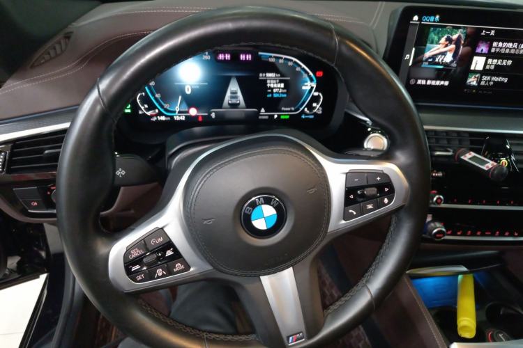 Used BMW 5 Series New Energy 2021 535Le Pioneer Edition M Sport Package Steering Wheel