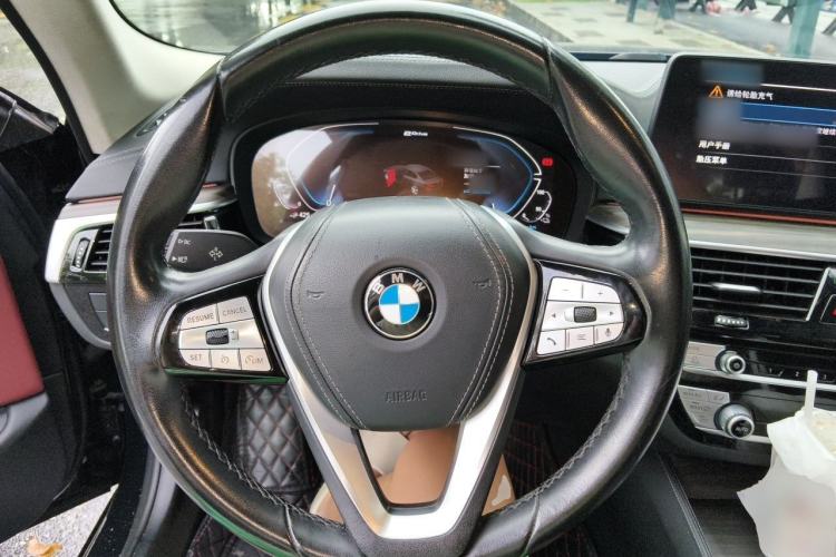 Used BMW 5 Series New Energy 2021 535Le Luxury Package Steering Wheel