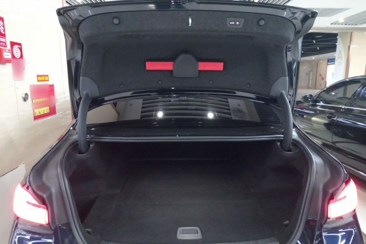 Used BMW 5 Series New Energy 2021 535Le Pioneer Edition M Sport Package Trunk