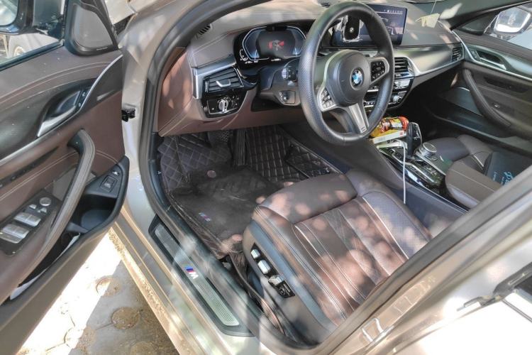 Used BMW 5 Series New Energy 2021 535Le Pioneer Edition M Sport Package Driver Seat