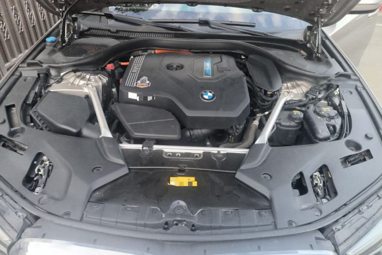 Used BMW 5 Series New Energy 2021 535Le Luxury Package Engine Bay
