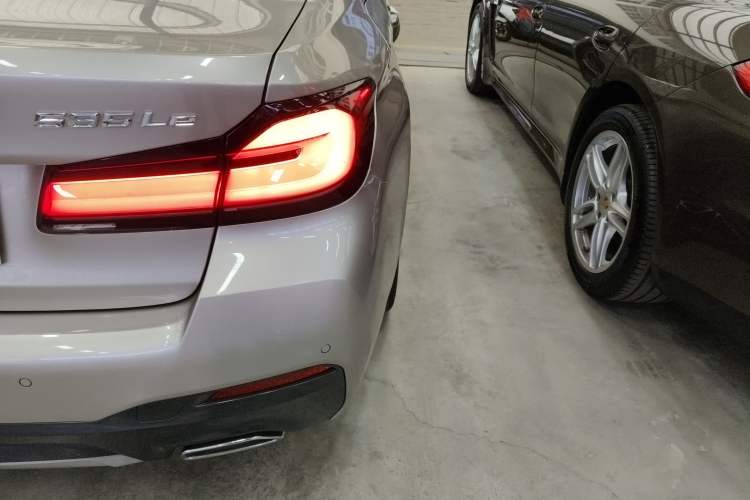 Used BMW 5 Series New Energy 2021 535Le Pioneer Edition M Sport Package Exterior 6