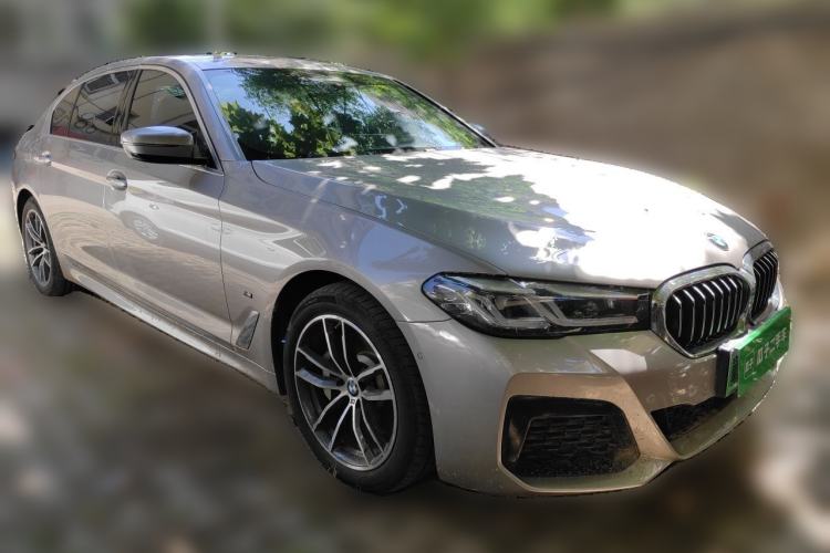 Used BMW 5 Series New Energy 2021 535Le Pioneer Edition M Sport Package Front Right 45 Deg