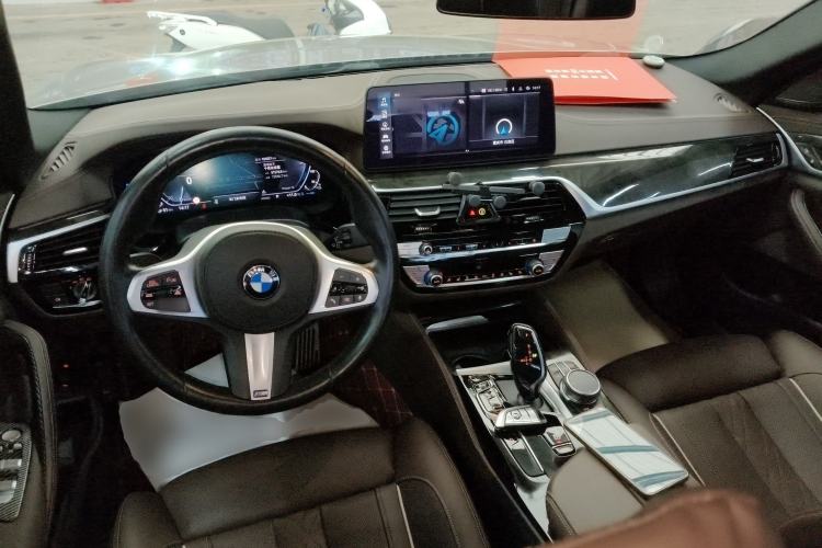 Used BMW 5 Series New Energy 2021 535Le Pioneer Edition M Sport Package Interior 2