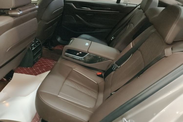 Used BMW 5 Series New Energy 2021 535Le Pioneer Edition M Sport Package Interior 4