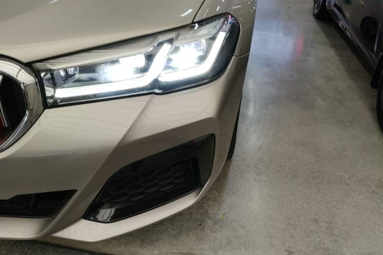 Used BMW 5 Series New Energy 2021 535Le Pioneer Edition M Sport Package Left Front Headlight