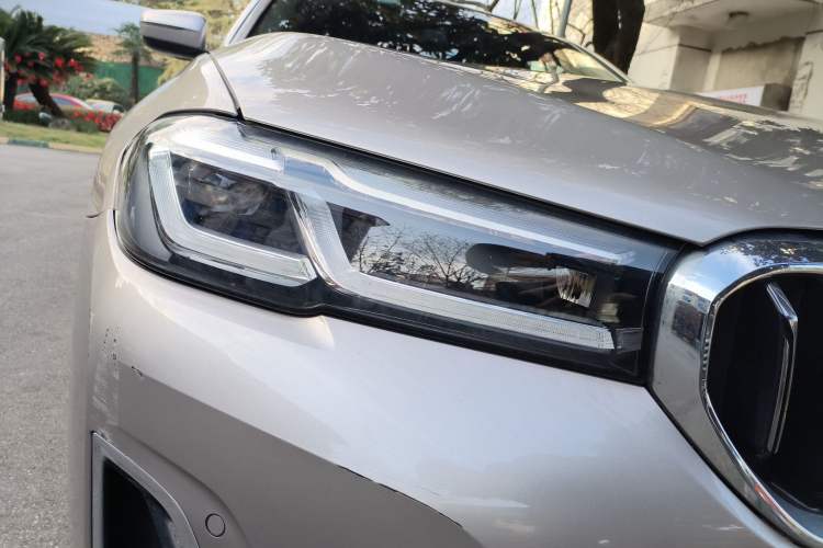 Used BMW 5 Series New Energy 2021 535Le Luxury Package Right Front Headlight