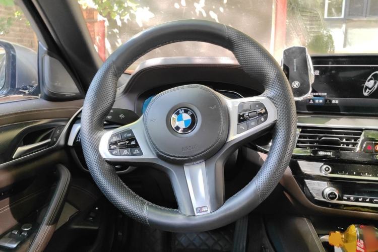 Used BMW 5 Series New Energy 2021 535Le Pioneer Edition M Sport Package Steering Wheel