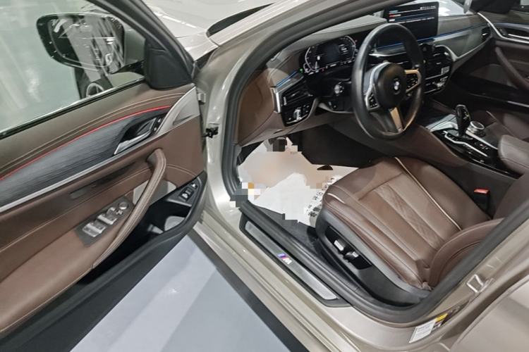 Used BMW 5 Series New Energy 2021 535Le M Sport Package Driver Seat