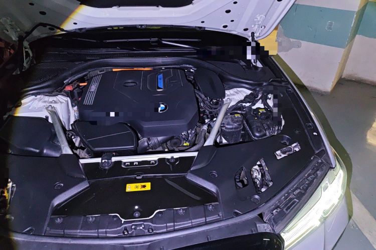 Used BMW 5 Series New Energy 2021 535Le Pioneer Edition M Sport Package Engine Bay Left