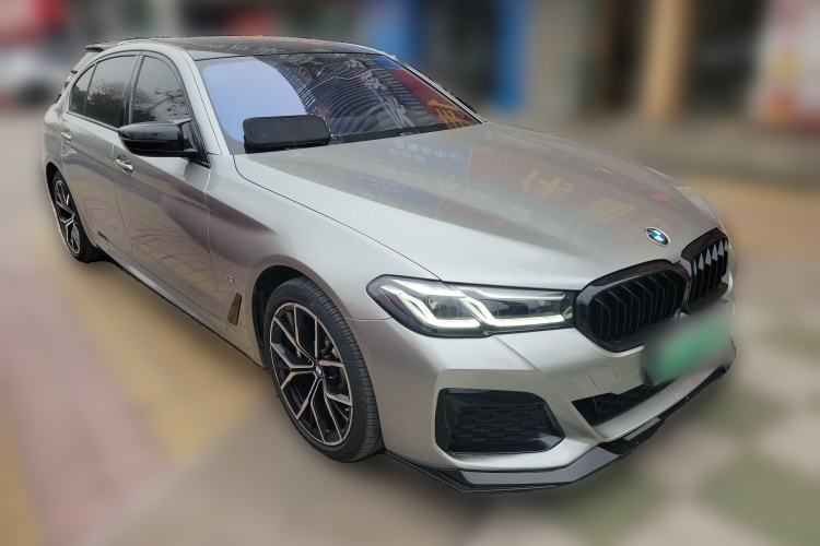 Used BMW 5 Series New Energy 2021 535Le Pioneer Edition M Sport Package Front Right 45 Deg